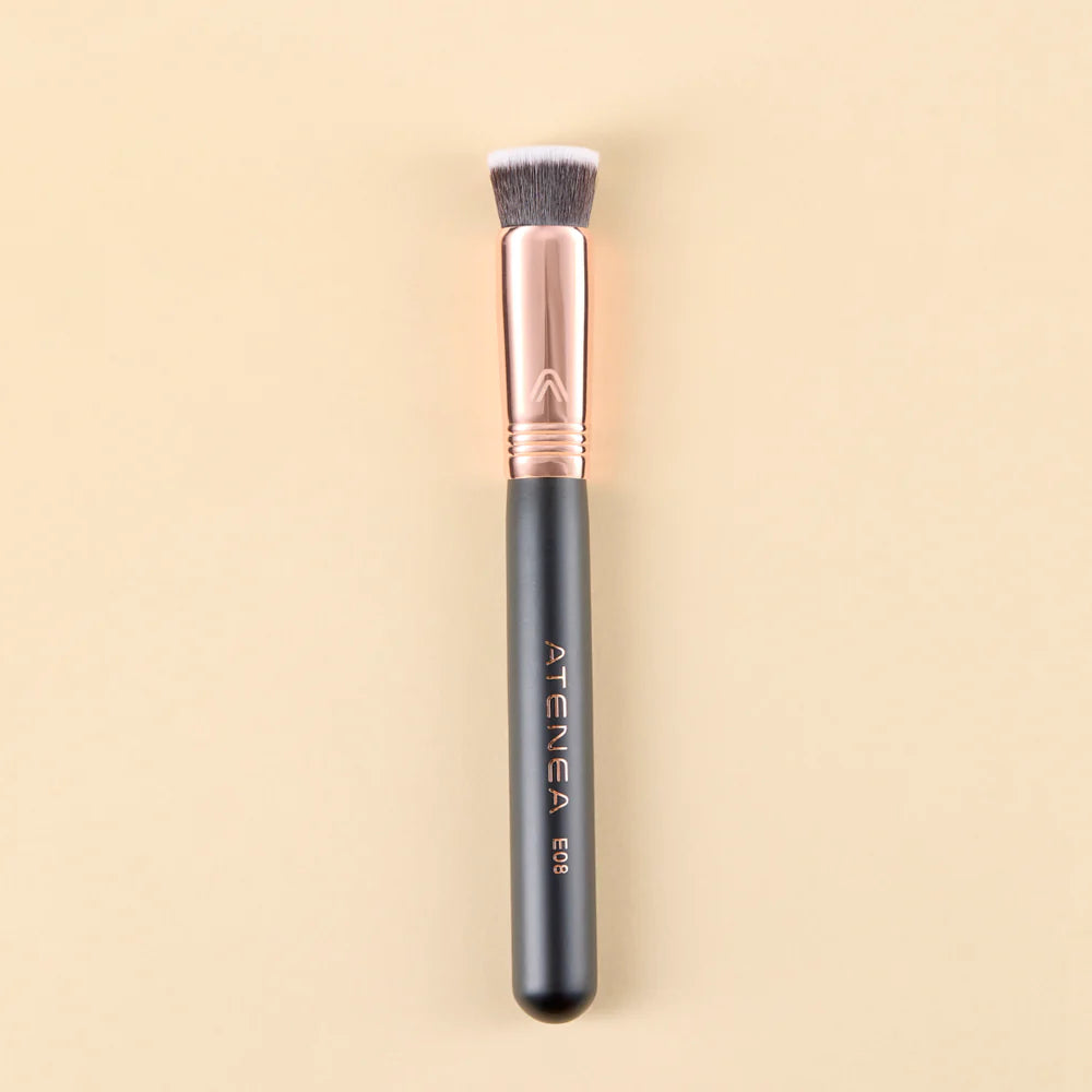 Atenea brocha para corrector y base black gold 08